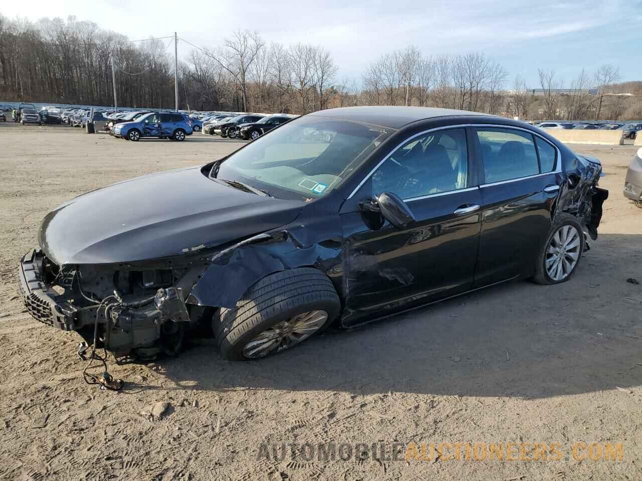 1HGCR2F58DA017518 HONDA ACCORD 2013