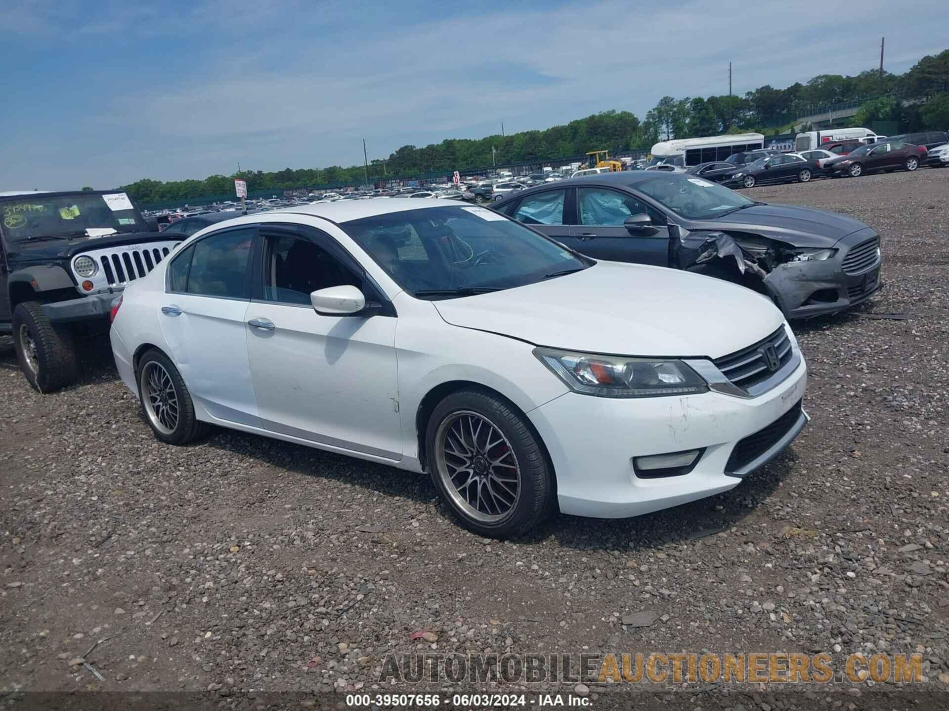 1HGCR2F5XDA179814 HONDA ACCORD 2013