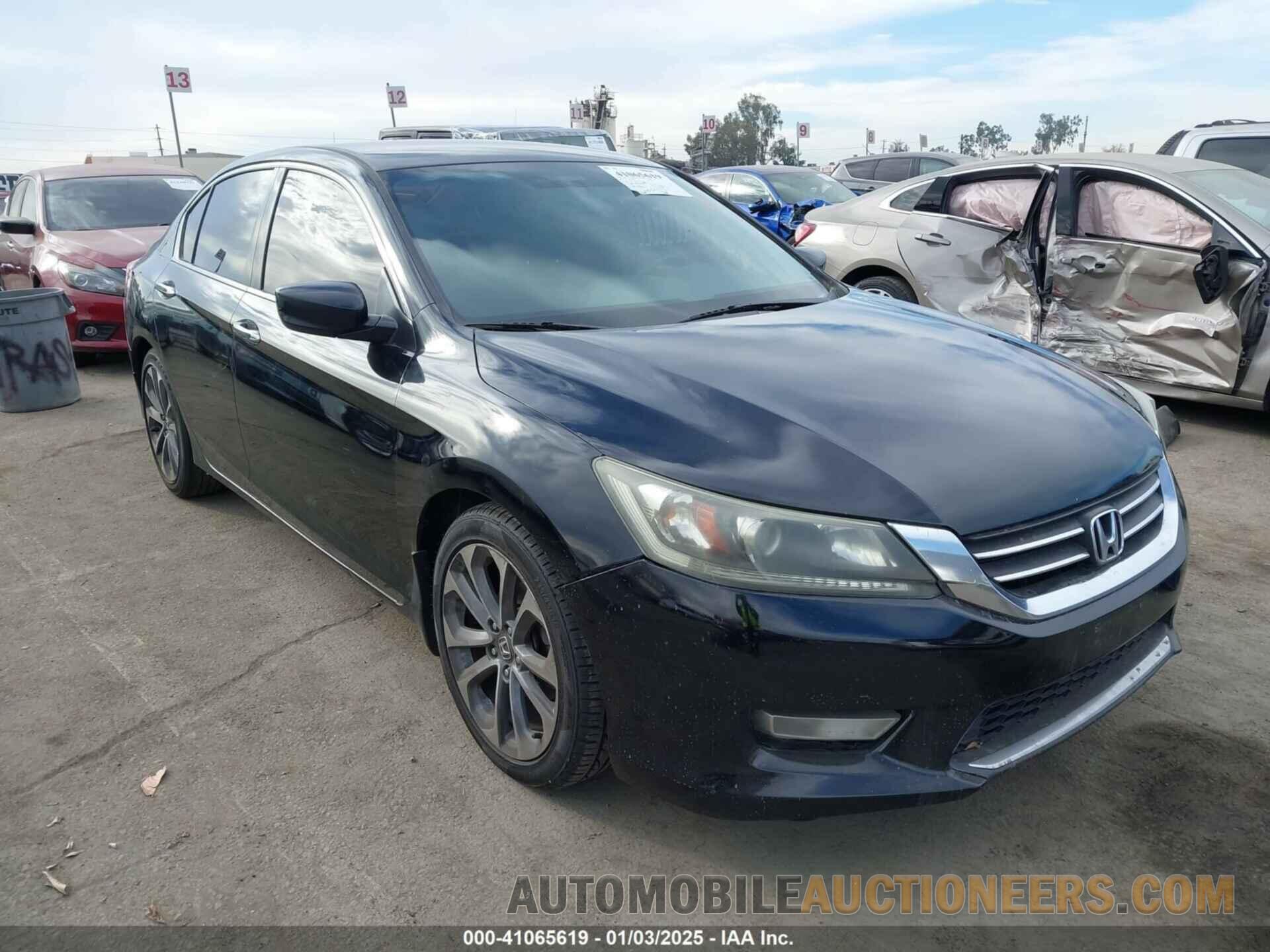 1HGCR2F5XEA265805 HONDA ACCORD 2014