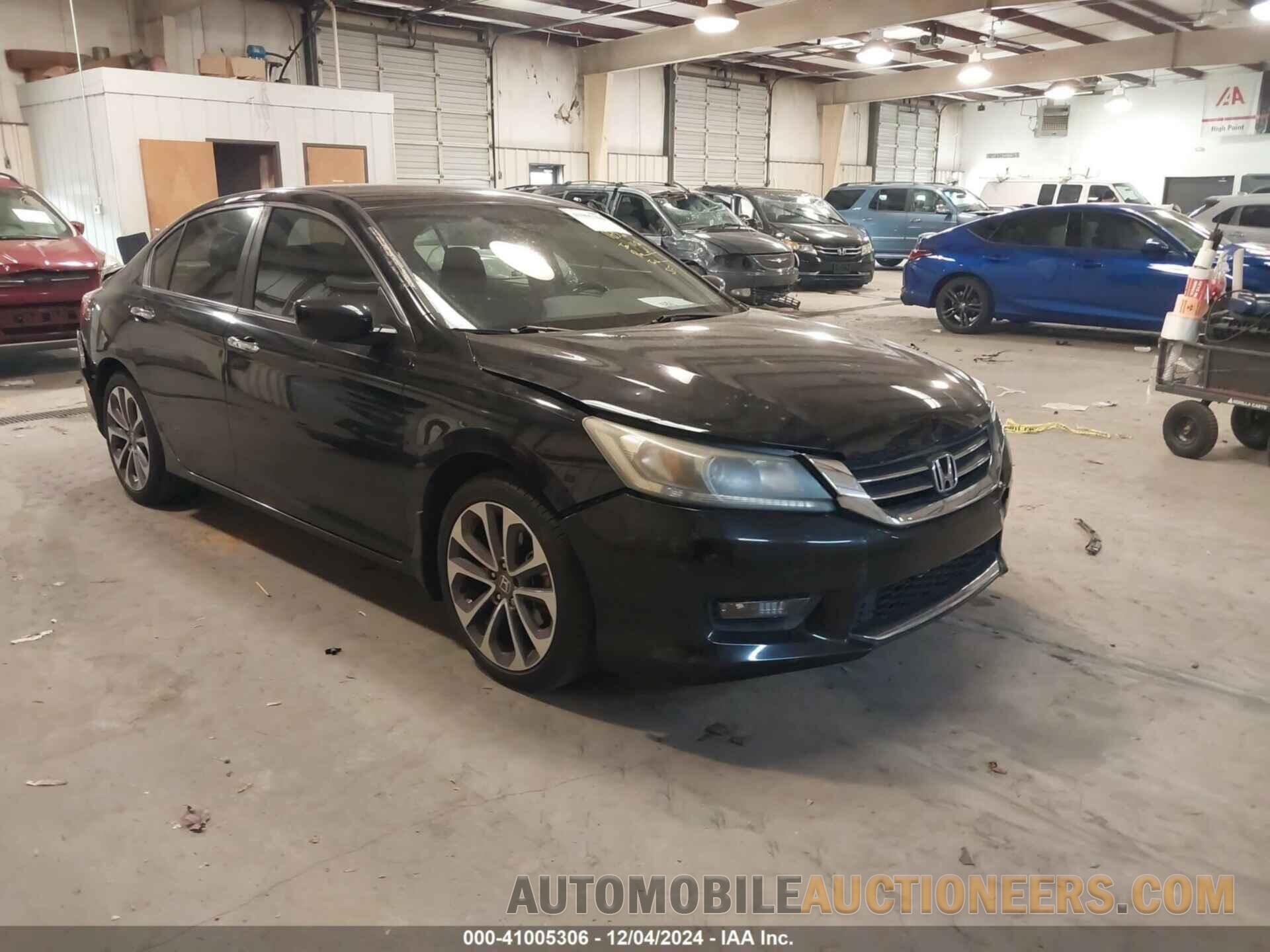 1HGCR2F5XFA003879 HONDA ACCORD 2015