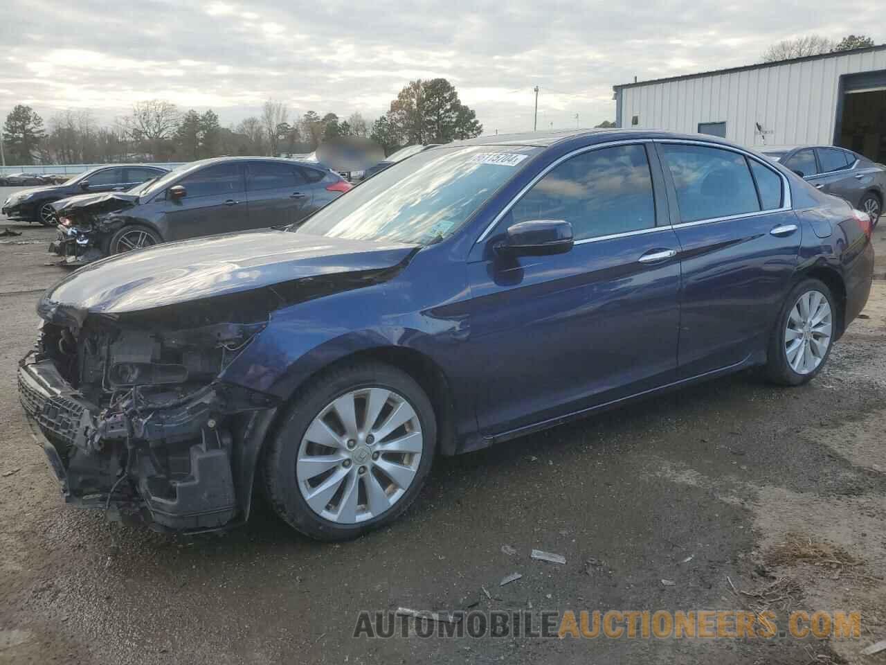 1HGCR2F70DA132955 HONDA ACCORD 2013