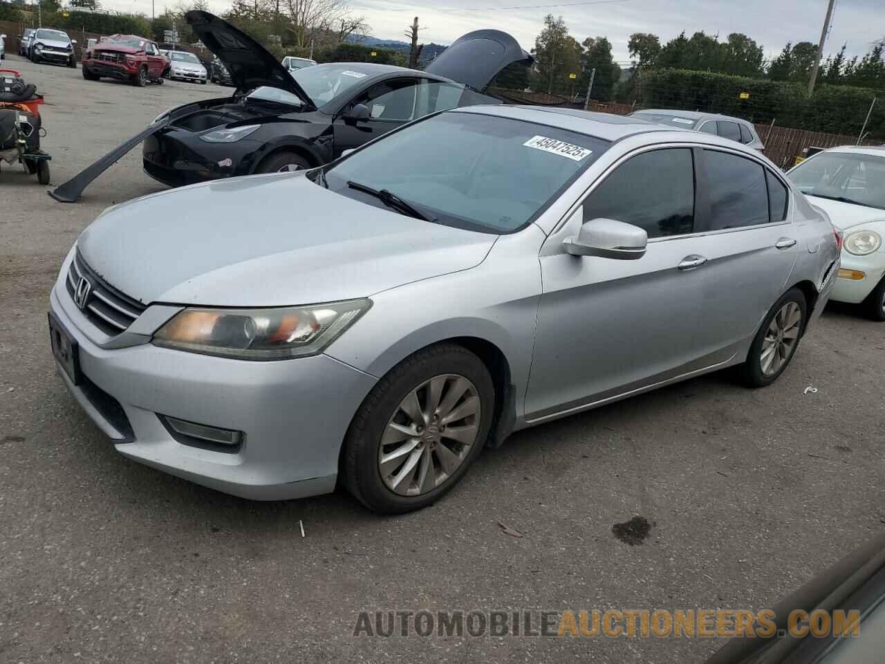 1HGCR2F72DA078154 HONDA ACCORD 2013