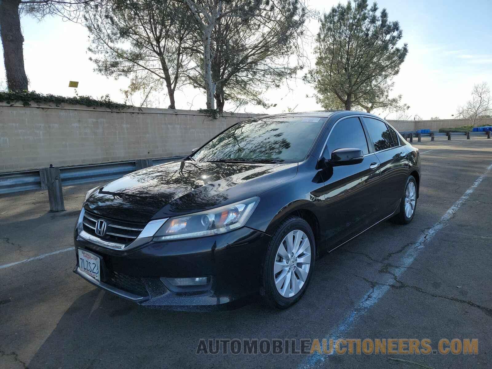 1HGCR2F72FA209716 Honda Accord Sedan 2015