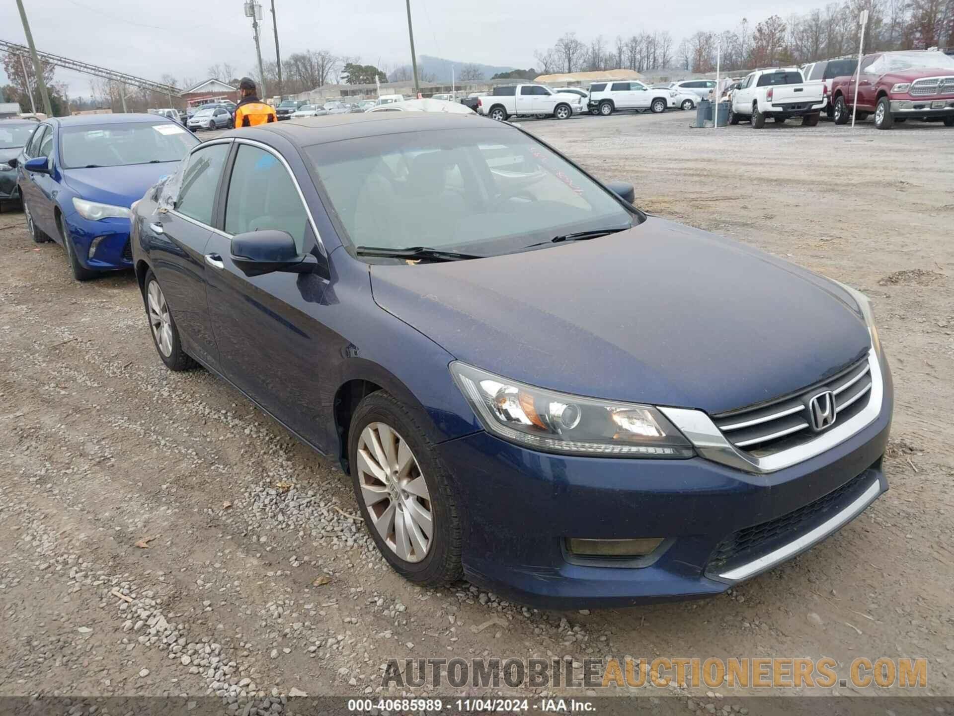 1HGCR2F75DA035959 HONDA ACCORD 2013