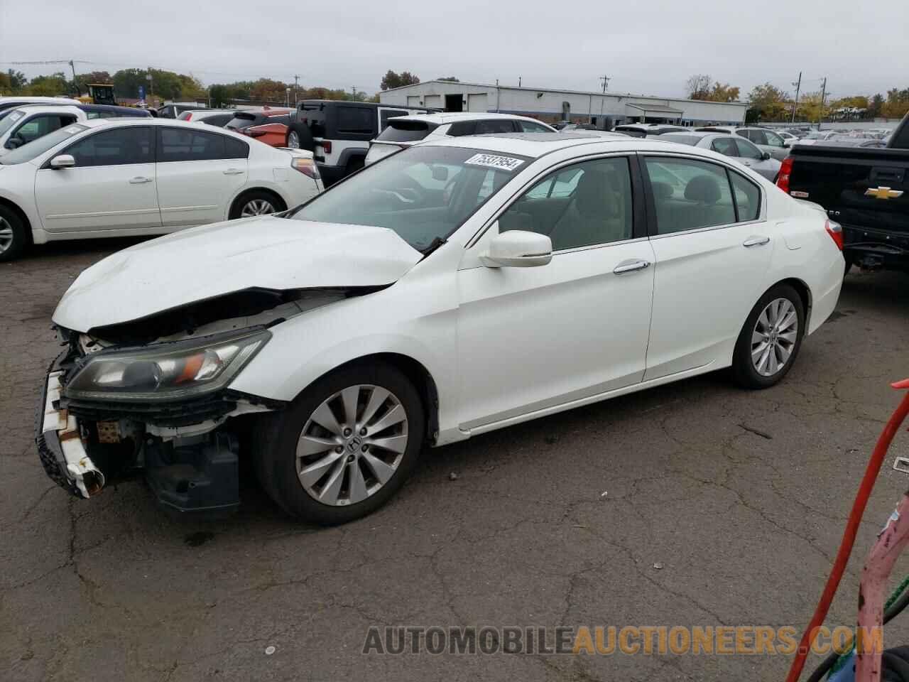 1HGCR2F75DA090346 HONDA ACCORD 2013