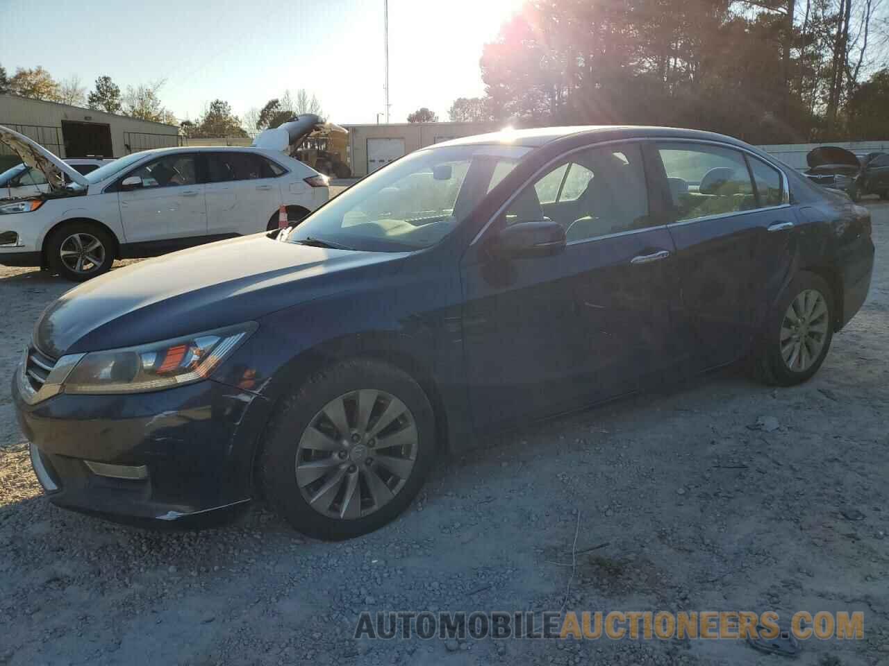 1HGCR2F75DA243405 HONDA ACCORD 2013