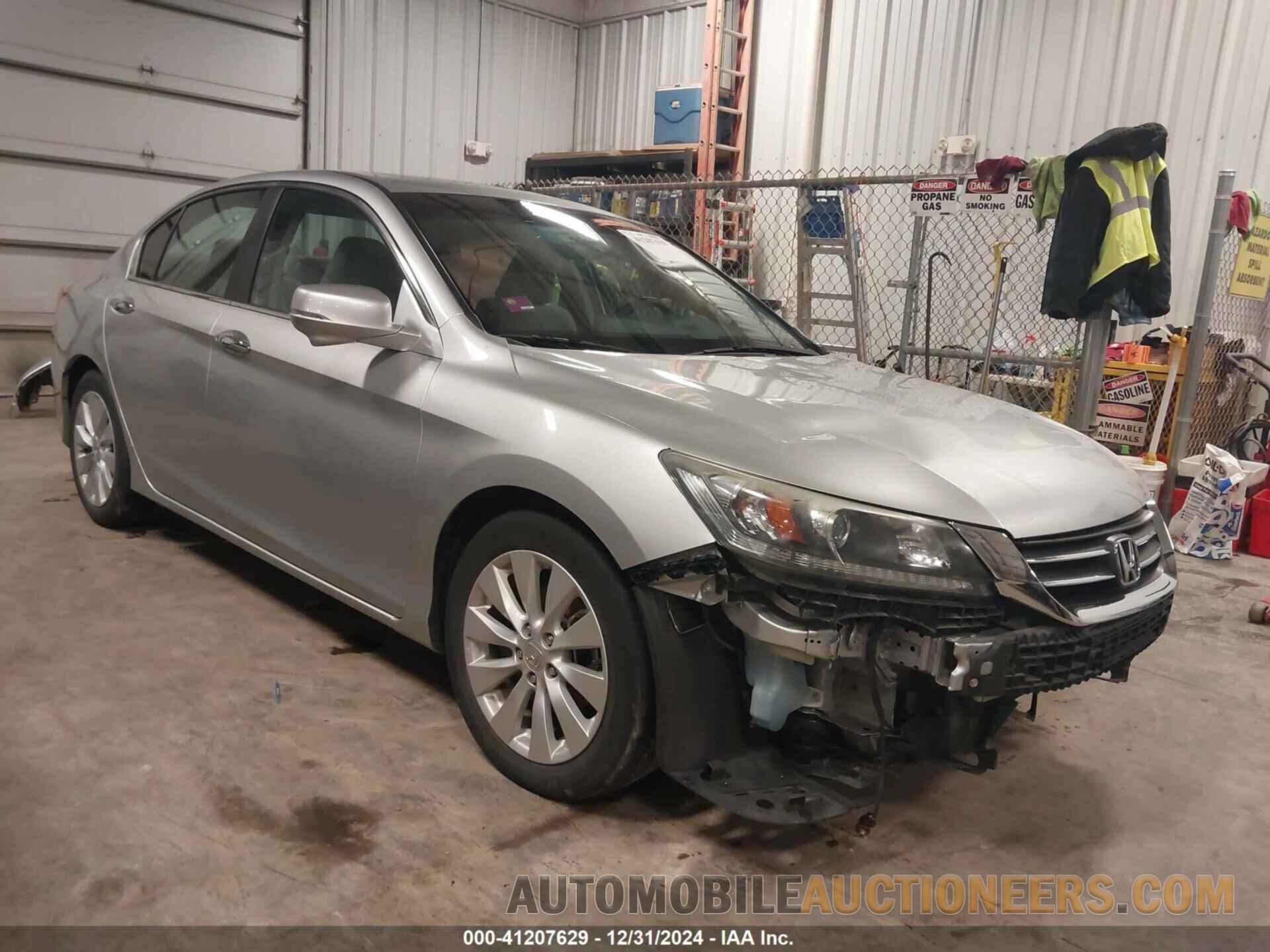 1HGCR2F76DA037395 HONDA ACCORD 2013