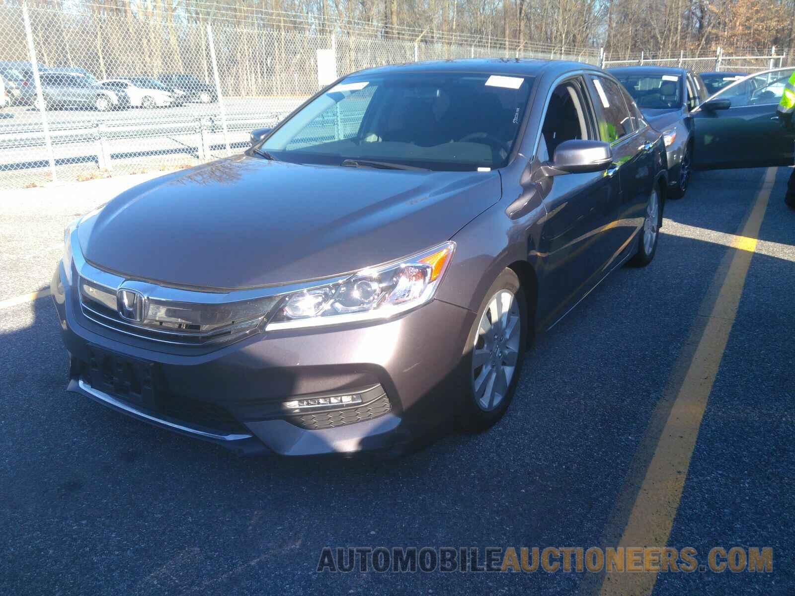 1HGCR2F78HA270569 Honda Accord Sedan 2017