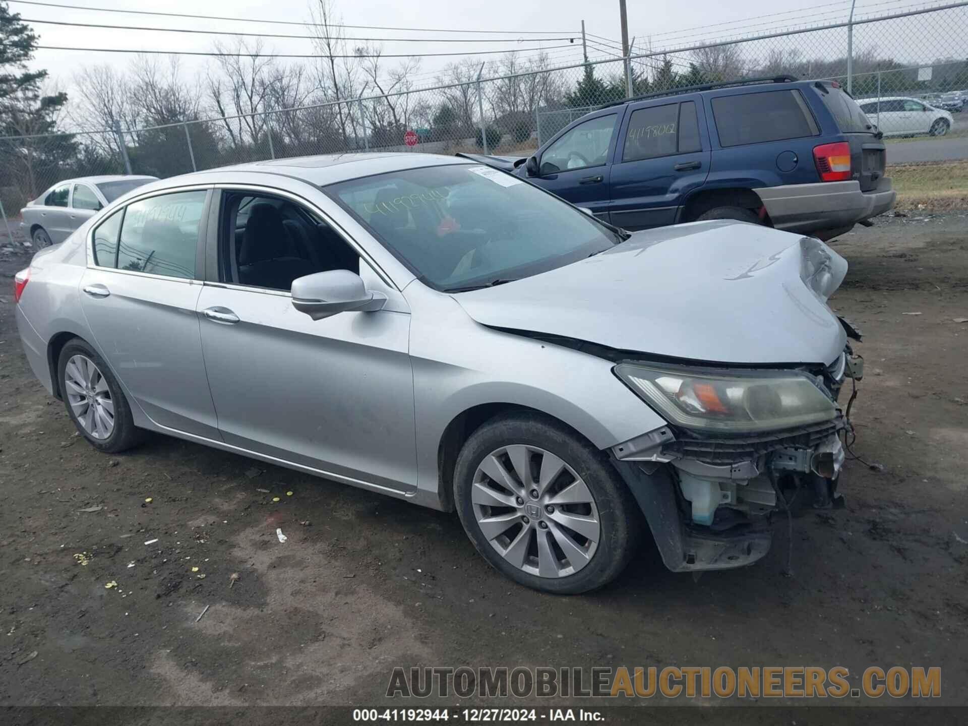 1HGCR2F79DA034426 HONDA ACCORD 2013