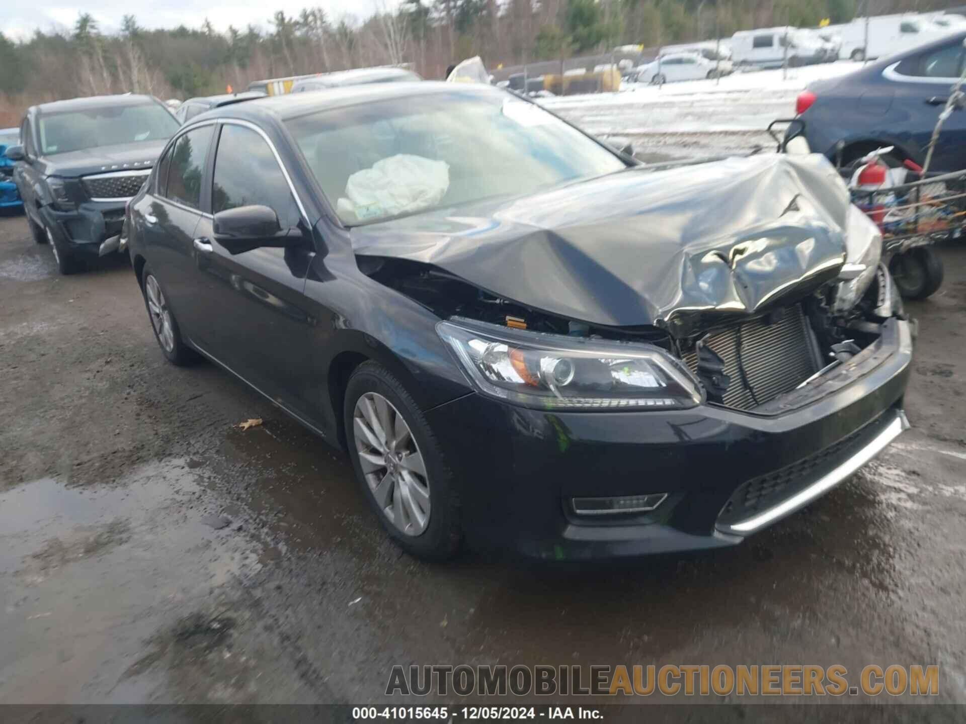 1HGCR2F79DA100473 HONDA ACCORD 2013