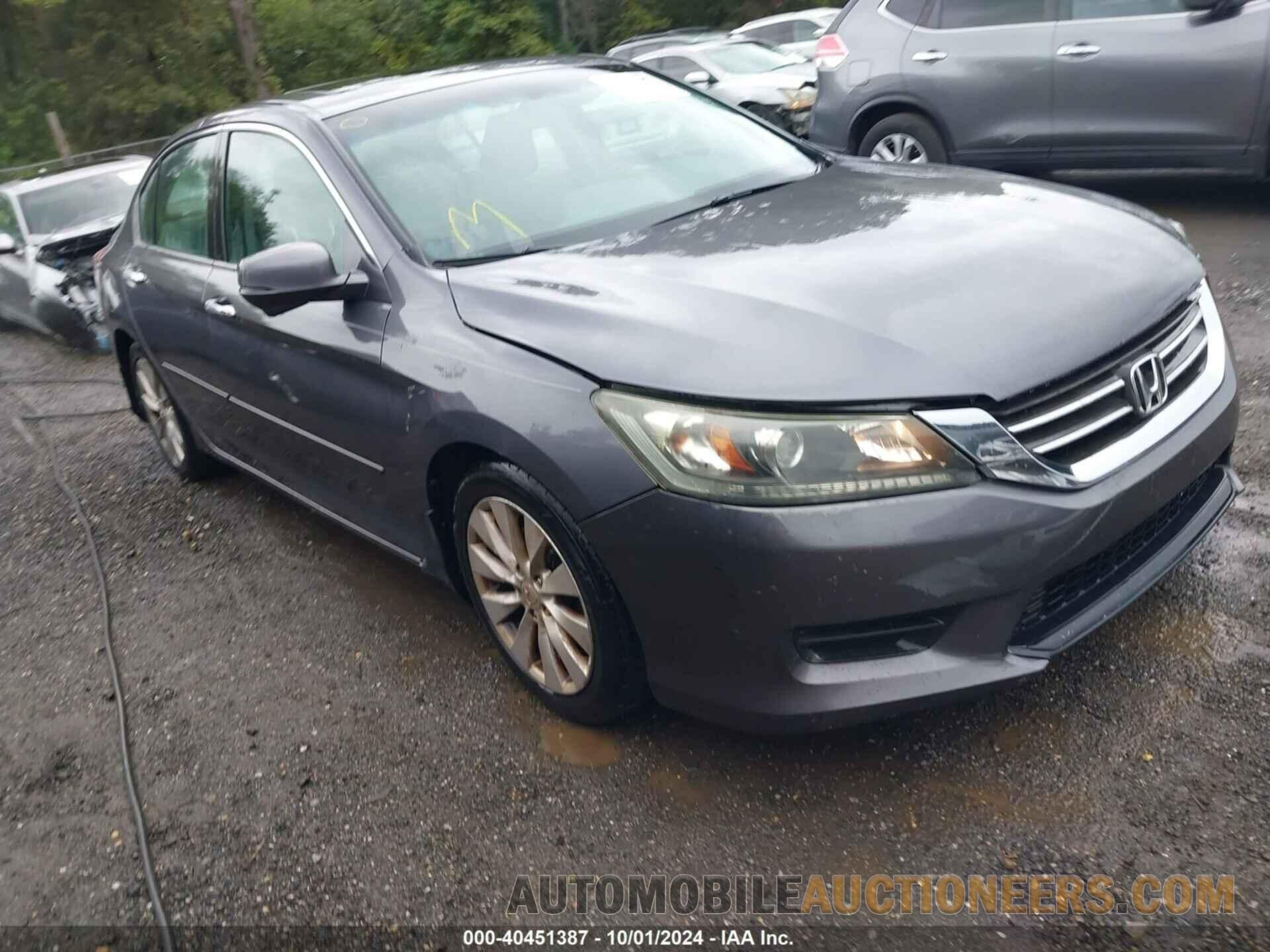 1HGCR2F7XDA095655 HONDA ACCORD 2013