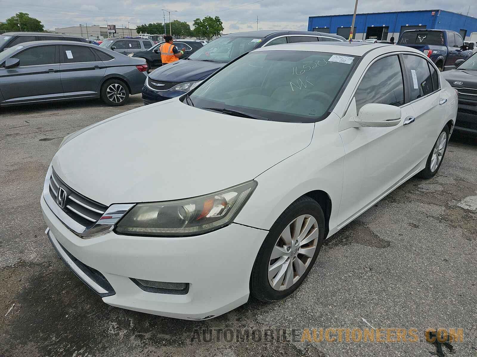 1HGCR2F7XFA165206 Honda Accord Sedan 2015