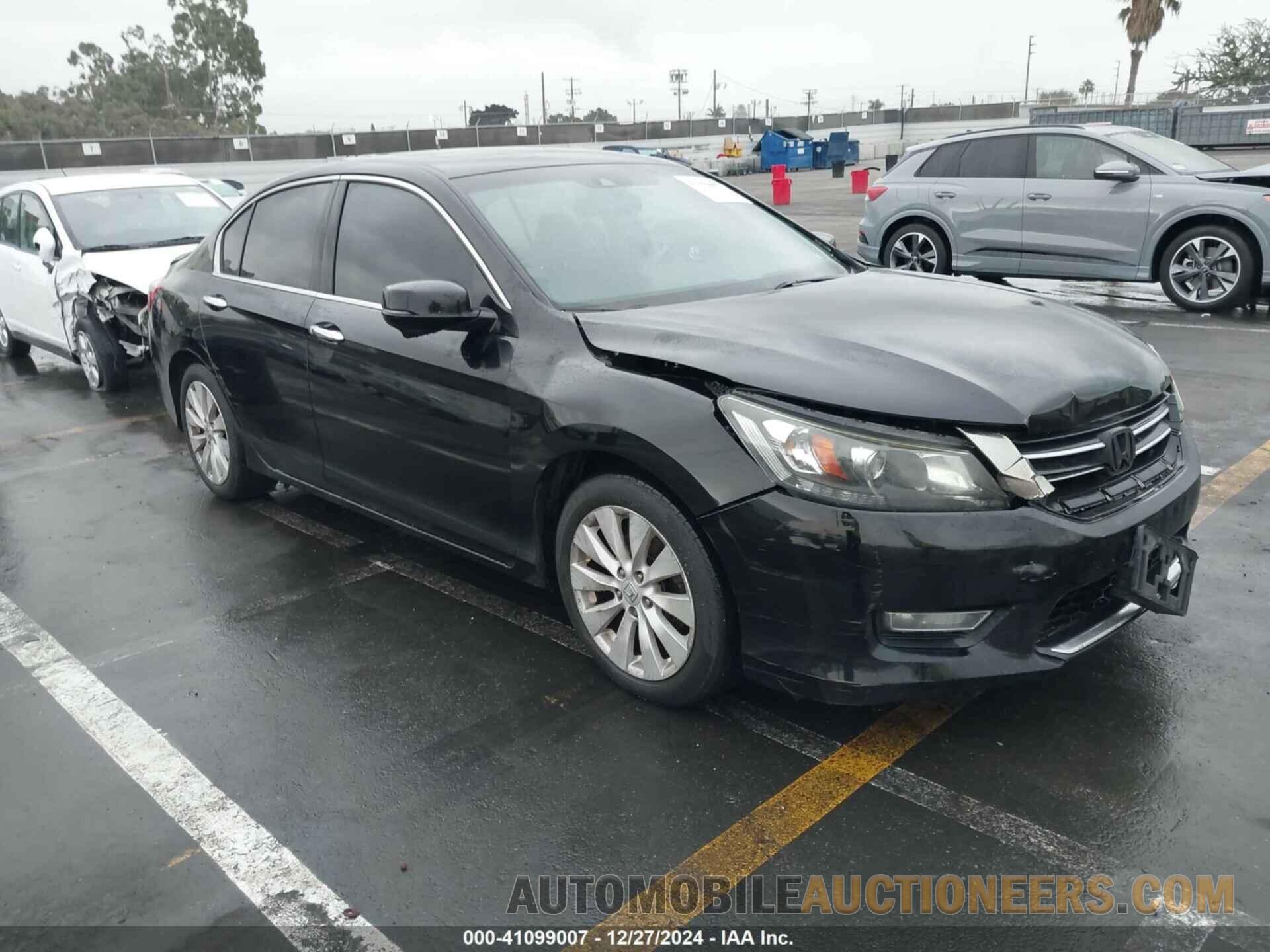 1HGCR2F80DA114237 HONDA ACCORD 2013