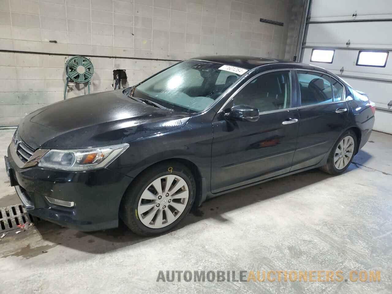 1HGCR2F80DA132575 HONDA ACCORD 2013