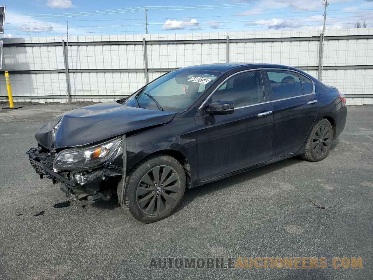 1HGCR2F80FA020409 HONDA ACCORD 2015