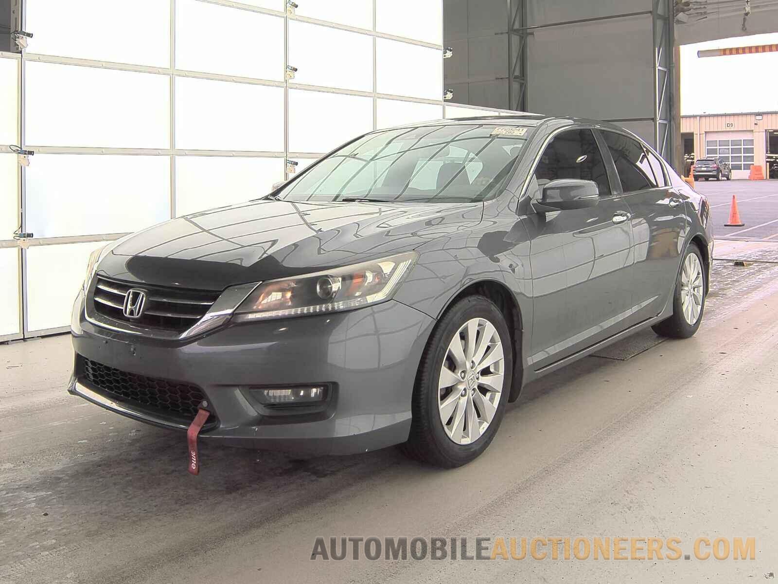 1HGCR2F80FA117321 Honda Accord Sedan 2015