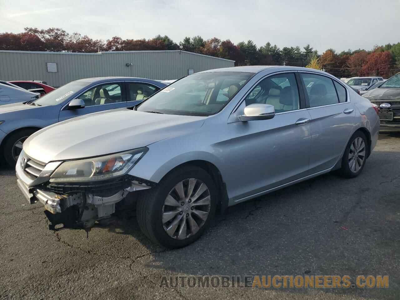 1HGCR2F81DA010565 HONDA ACCORD 2013