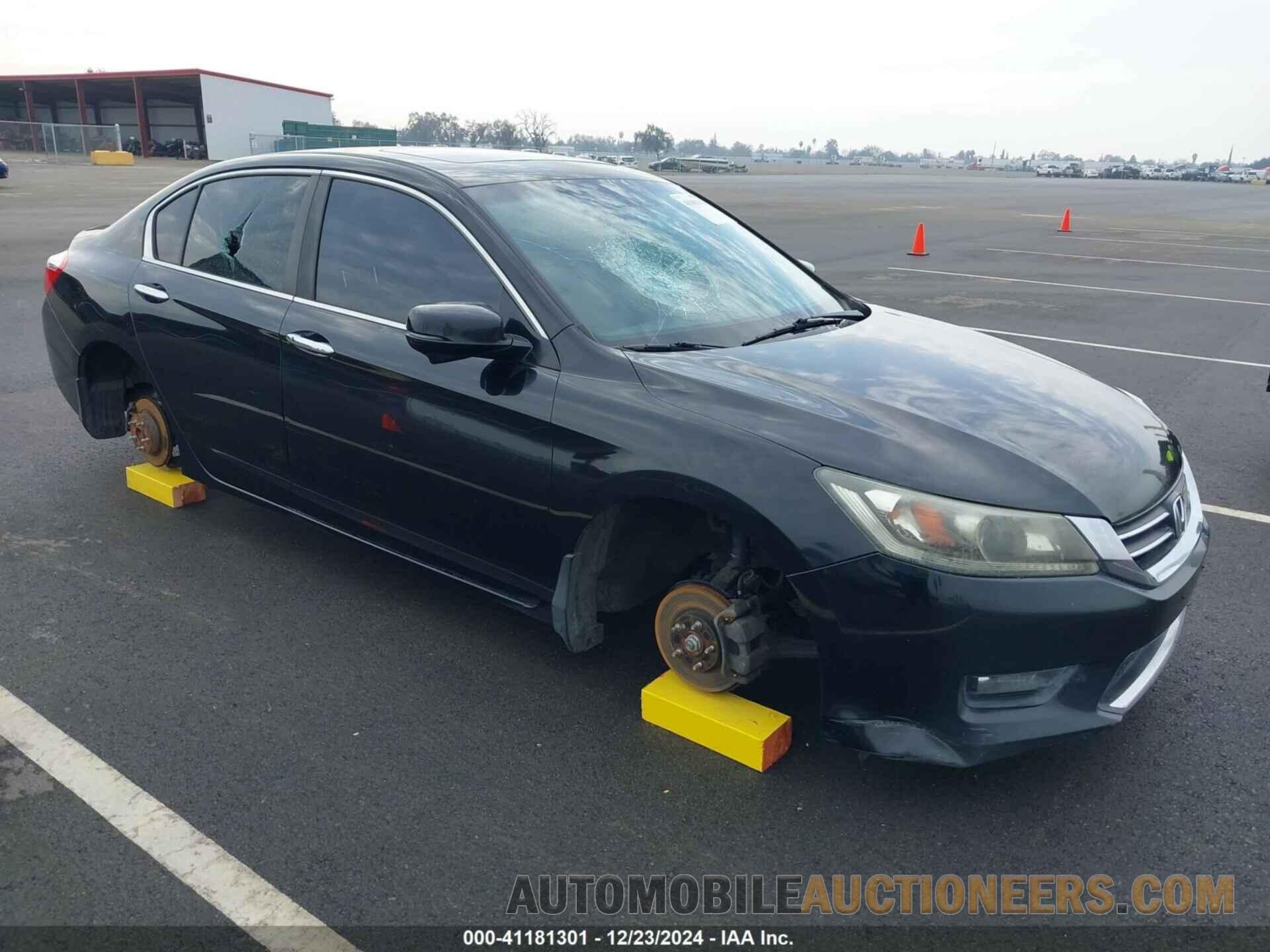 1HGCR2F81EA068161 HONDA ACCORD 2014