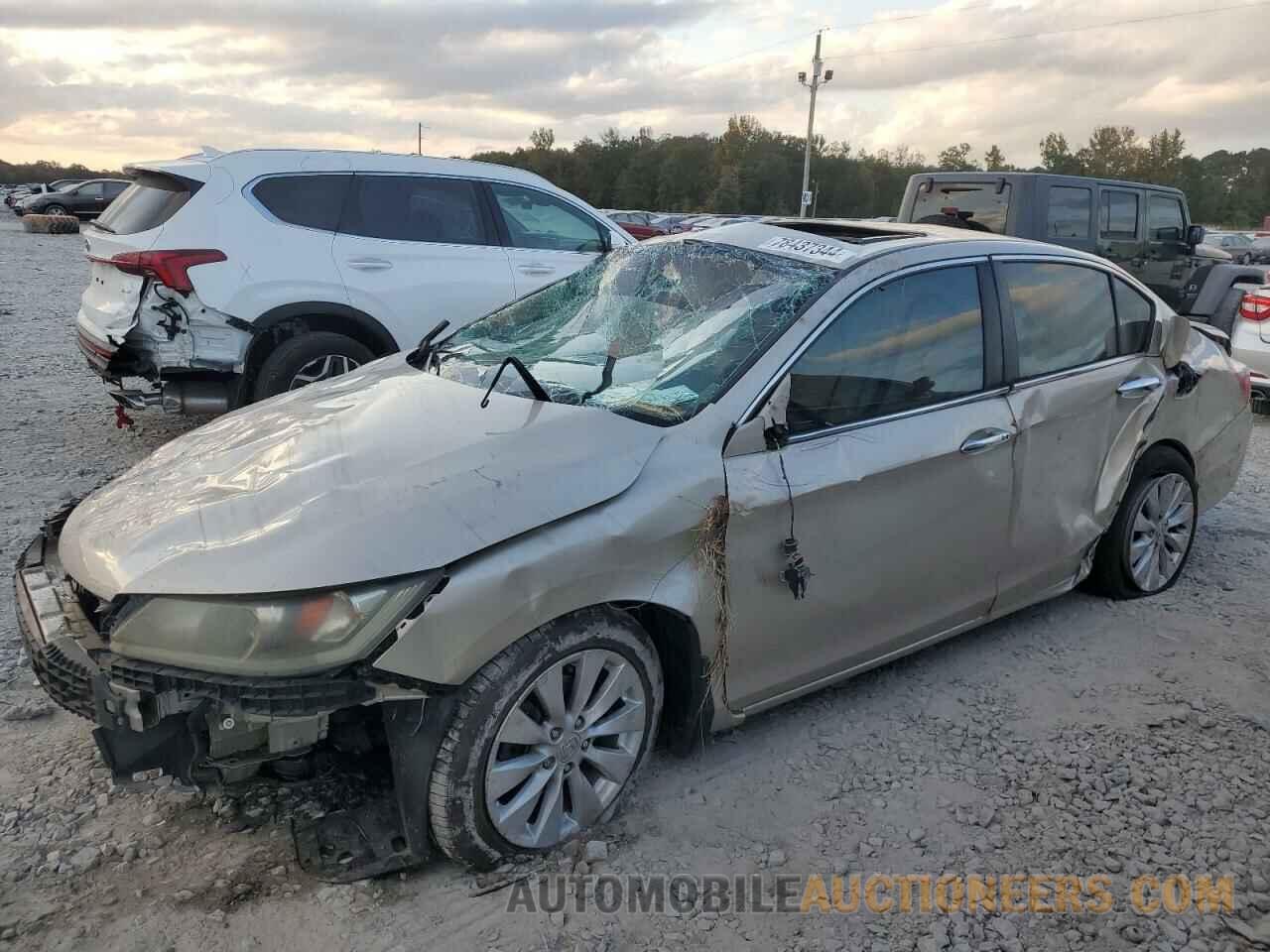 1HGCR2F82DA134781 HONDA ACCORD 2013