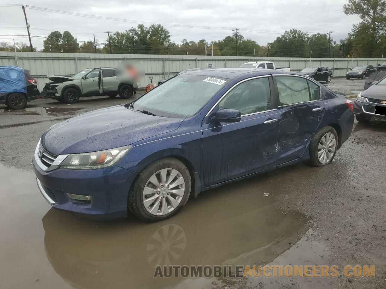 1HGCR2F82DA177372 HONDA ACCORD 2013