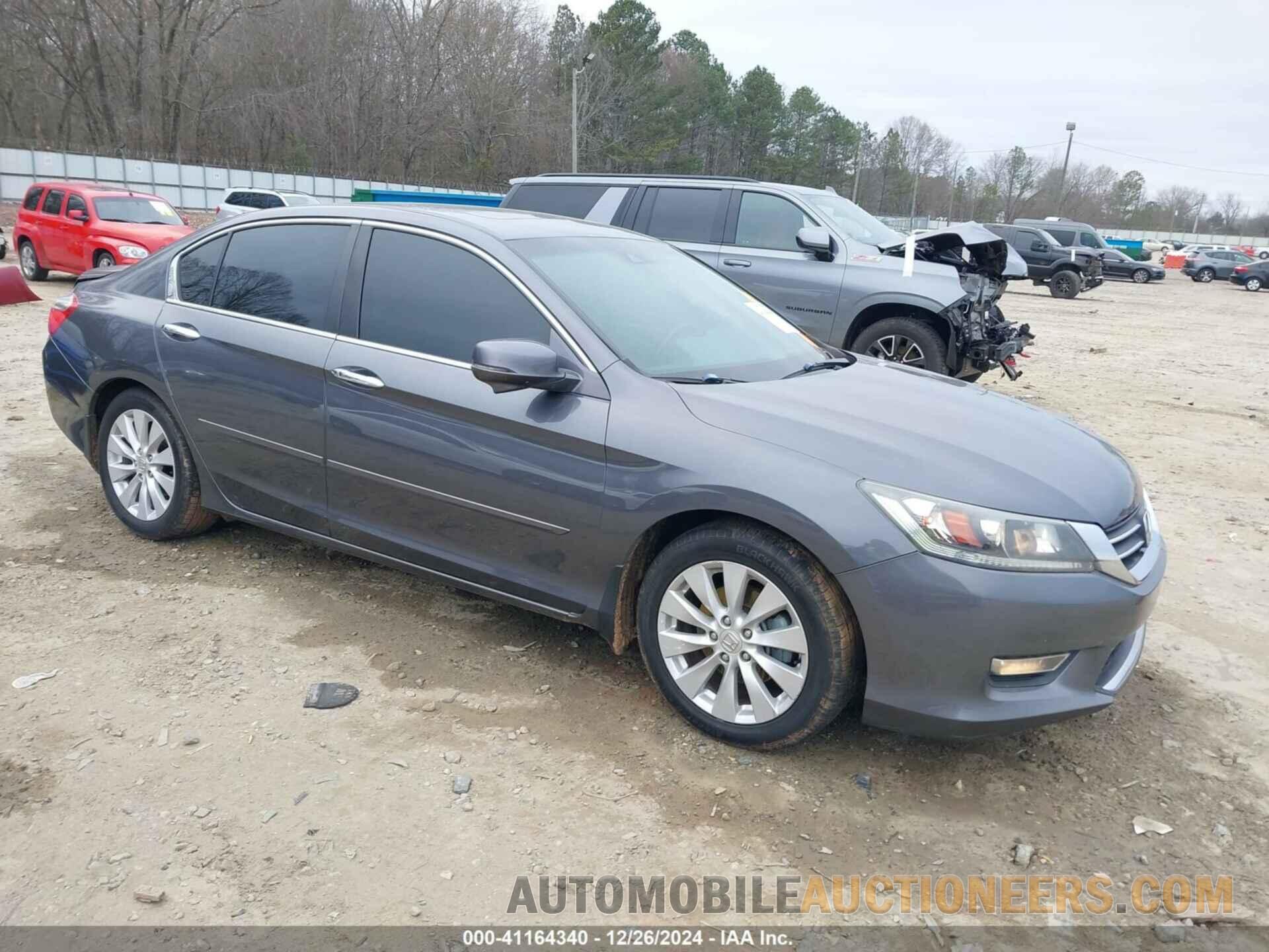 1HGCR2F82DA236288 HONDA ACCORD 2013