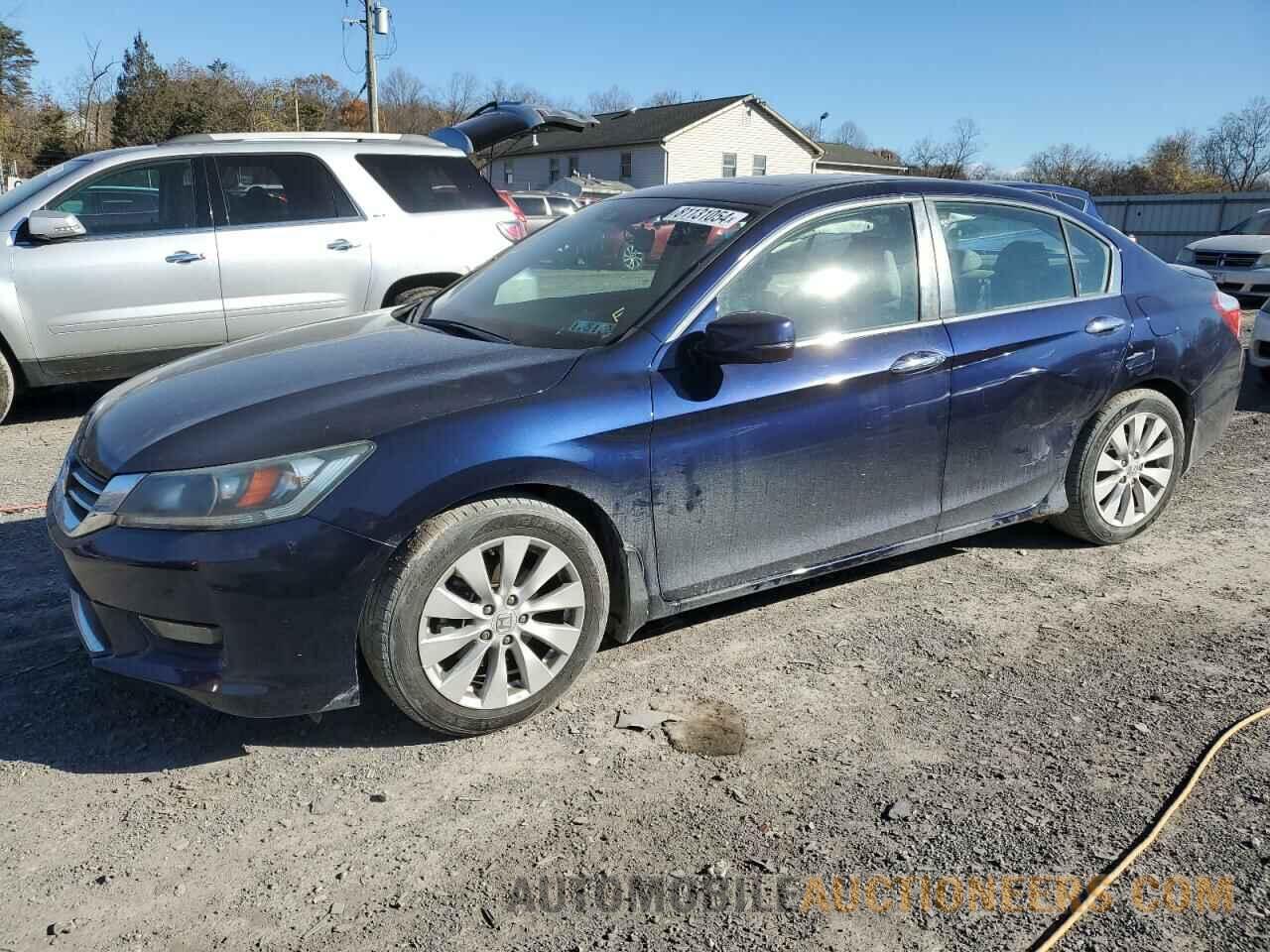 1HGCR2F82EA165529 HONDA ACCORD 2014