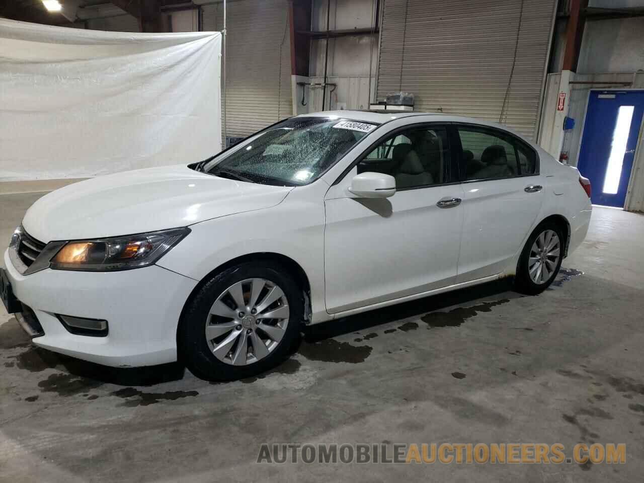 1HGCR2F83DA128939 HONDA ACCORD 2013