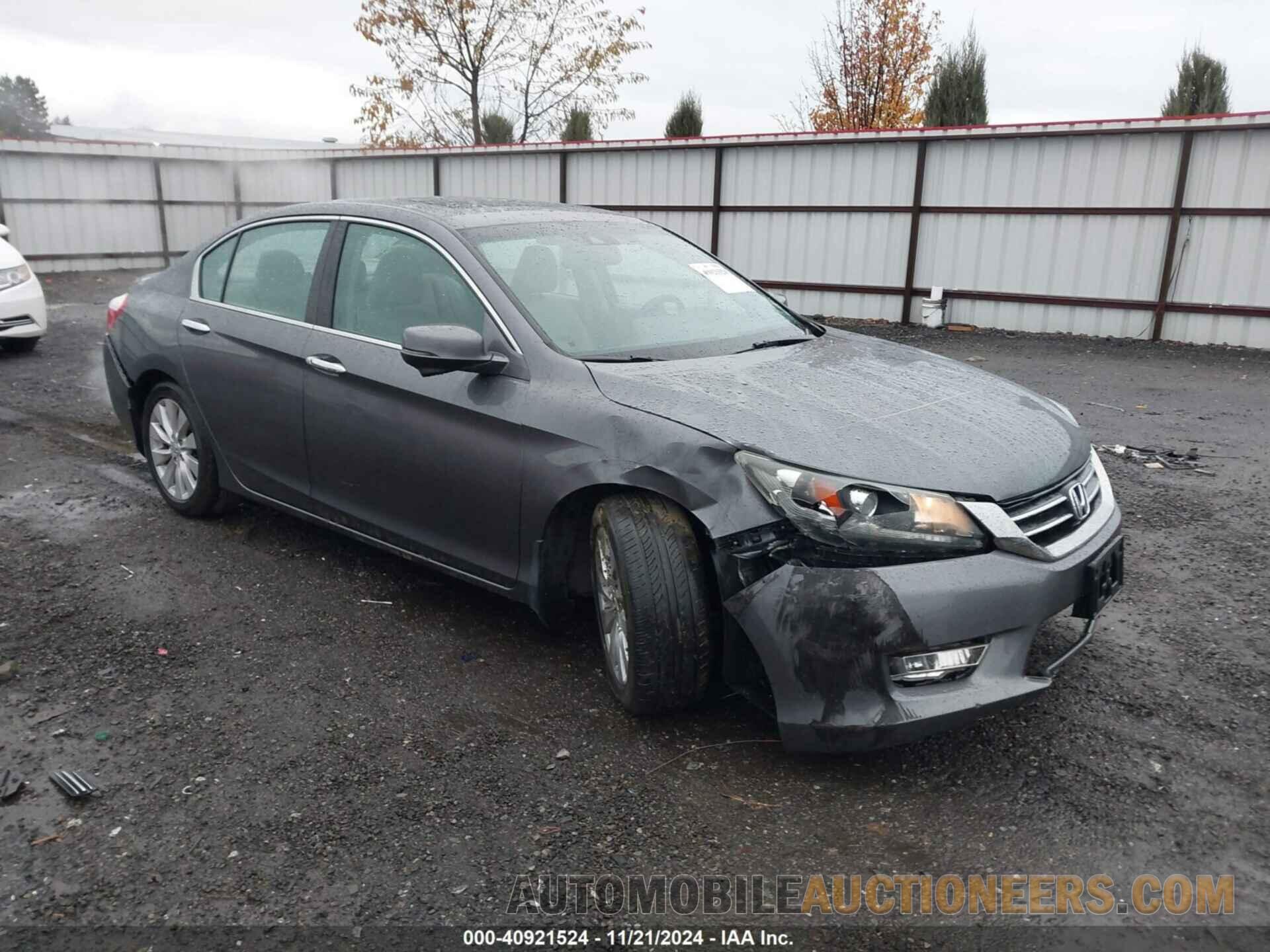 1HGCR2F83DA149239 HONDA ACCORD 2013