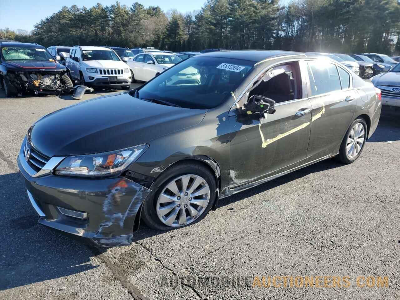 1HGCR2F84DA020605 HONDA ACCORD 2013