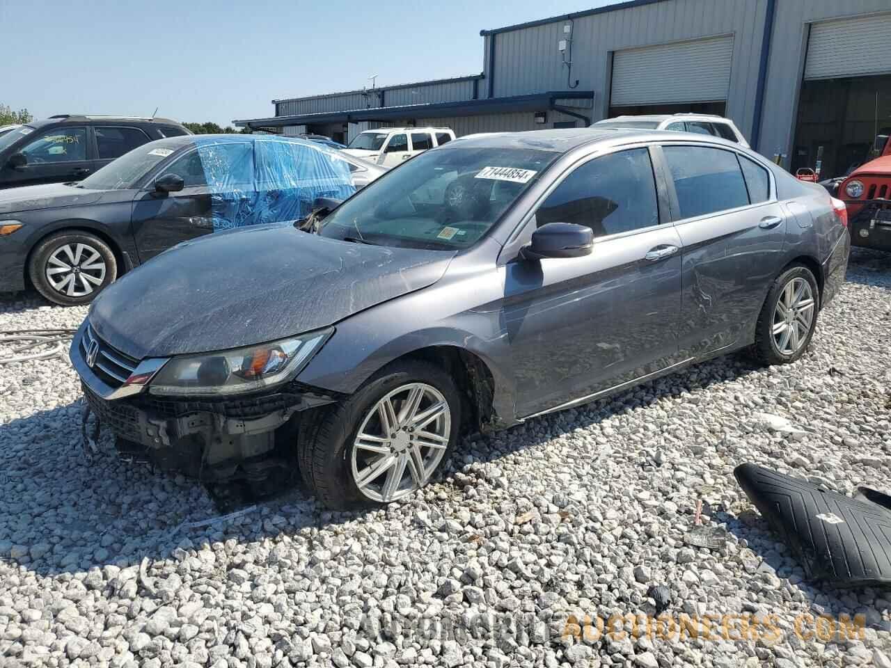 1HGCR2F84DA172688 HONDA ACCORD 2013