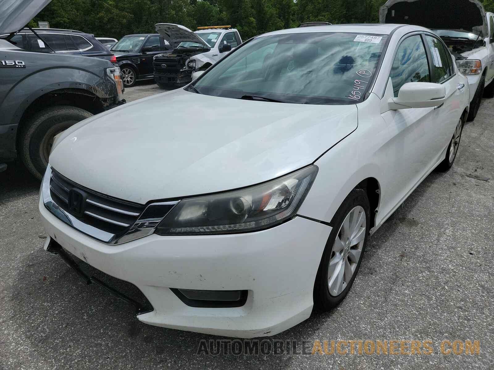 1HGCR2F84FA165419 Honda Accord Sedan 2015