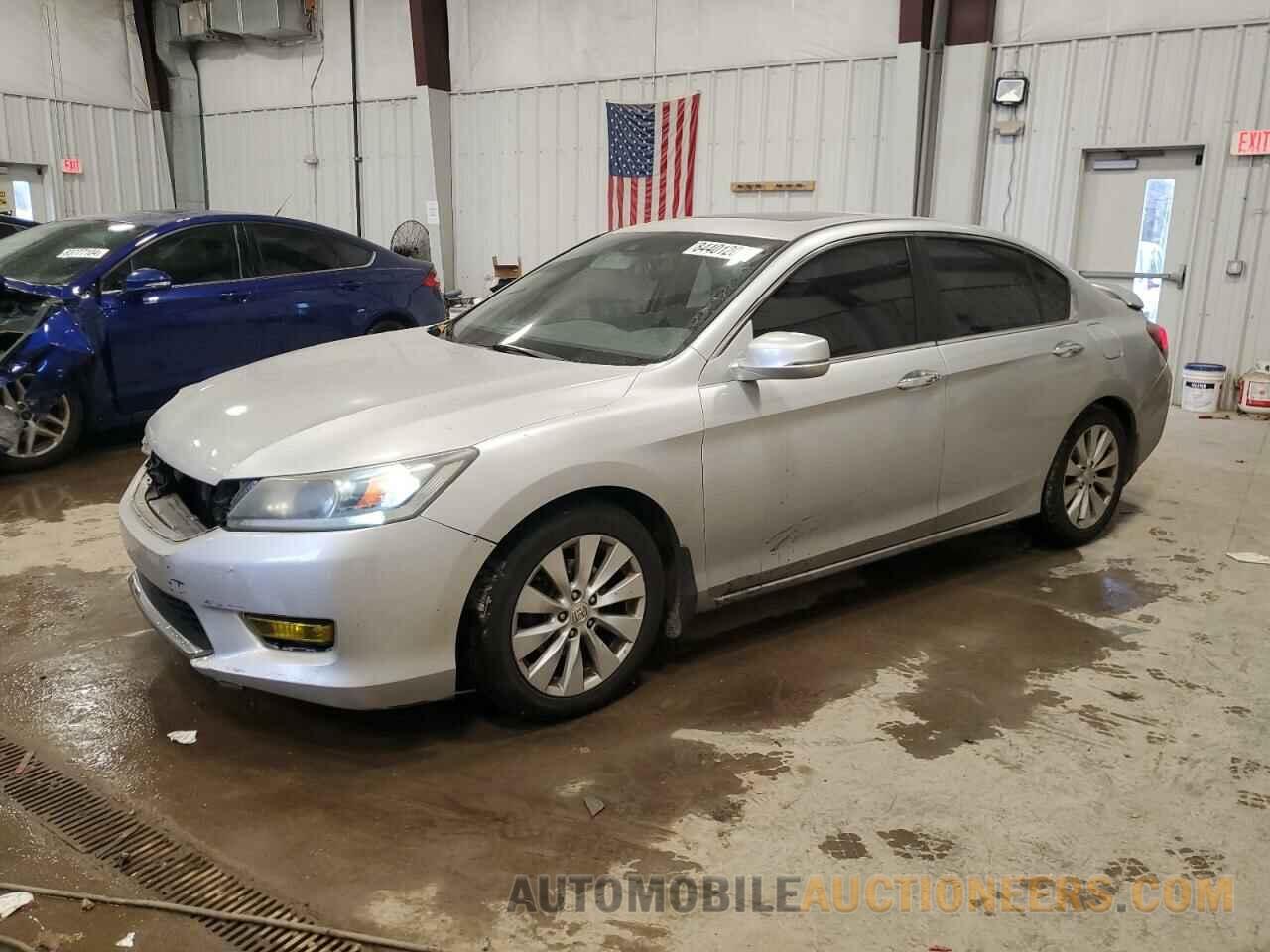 1HGCR2F86DA207389 HONDA ACCORD 2013