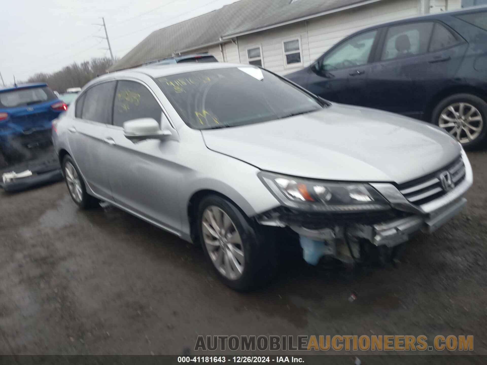 1HGCR2F88DA074182 HONDA ACCORD 2013