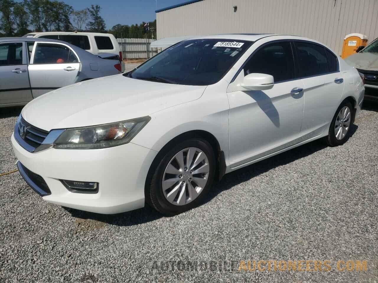 1HGCR2F88DA247683 HONDA ACCORD 2013