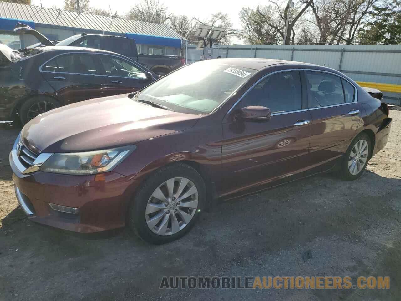 1HGCR2F88DA261289 HONDA ACCORD 2013