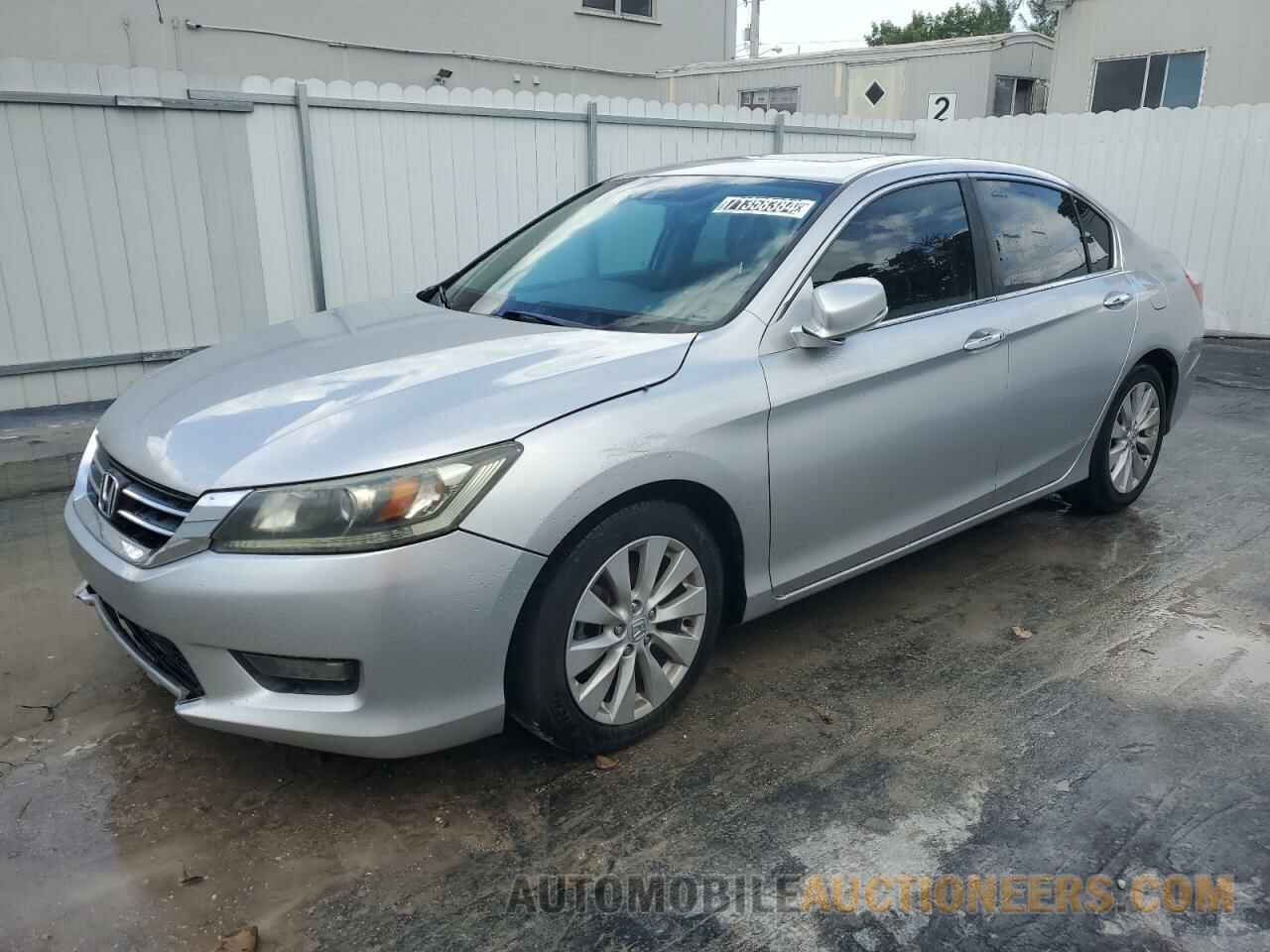 1HGCR2F88EA066682 HONDA ACCORD 2014