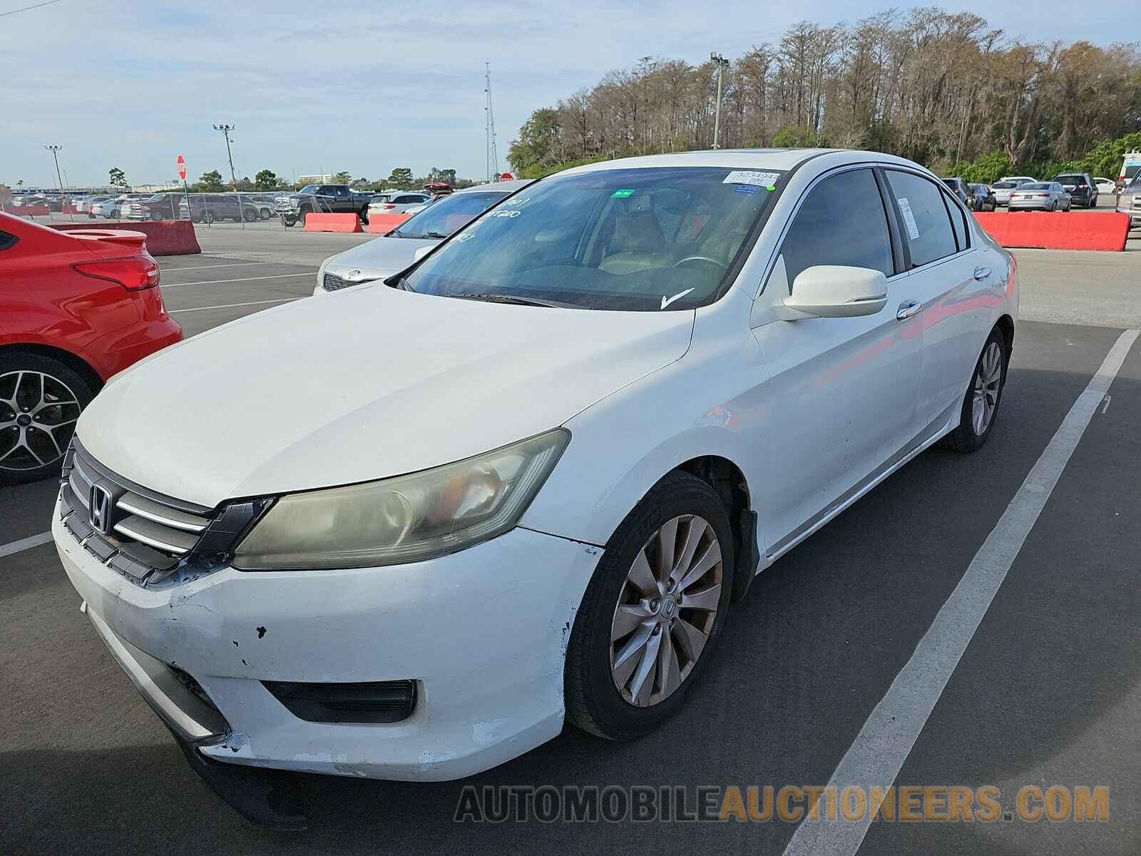 1HGCR2F88FA007200 Honda Accord Sedan 2015