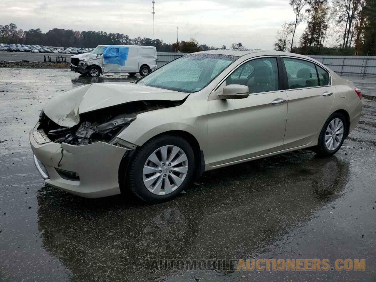 1HGCR2F89DA118643 HONDA ACCORD 2013