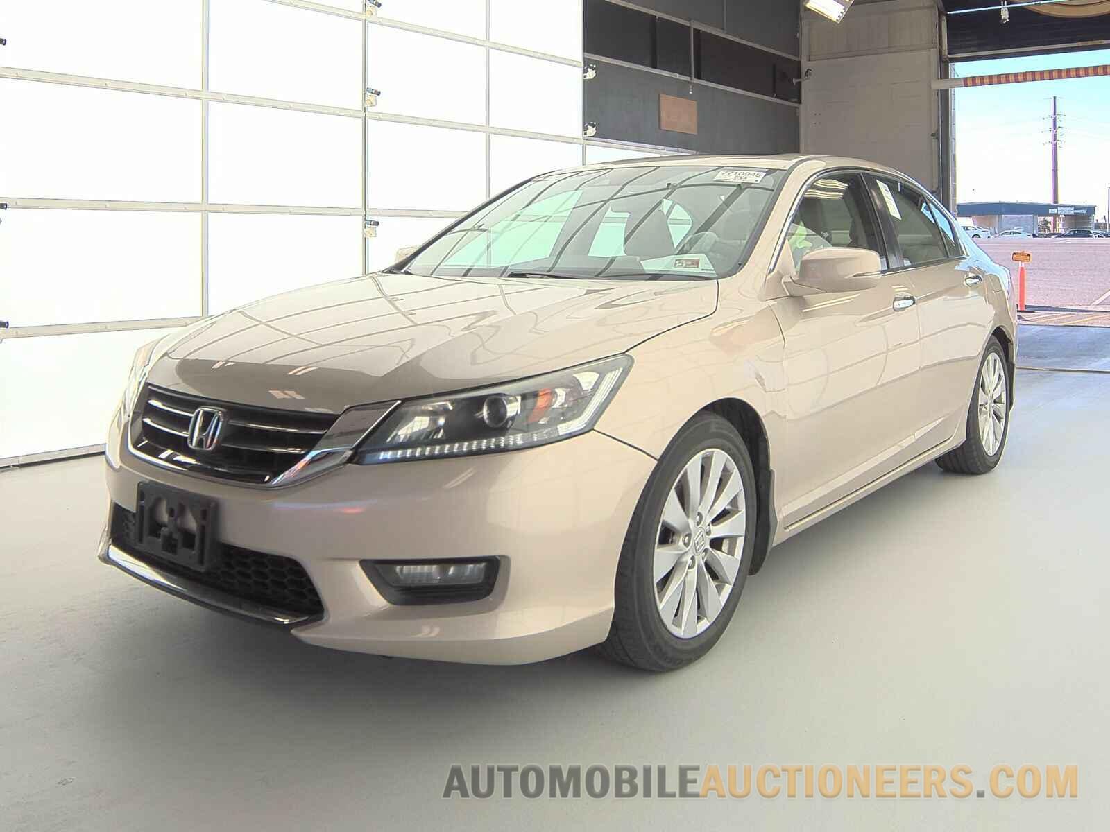 1HGCR2F89FA218308 Honda Accord Sedan 2015