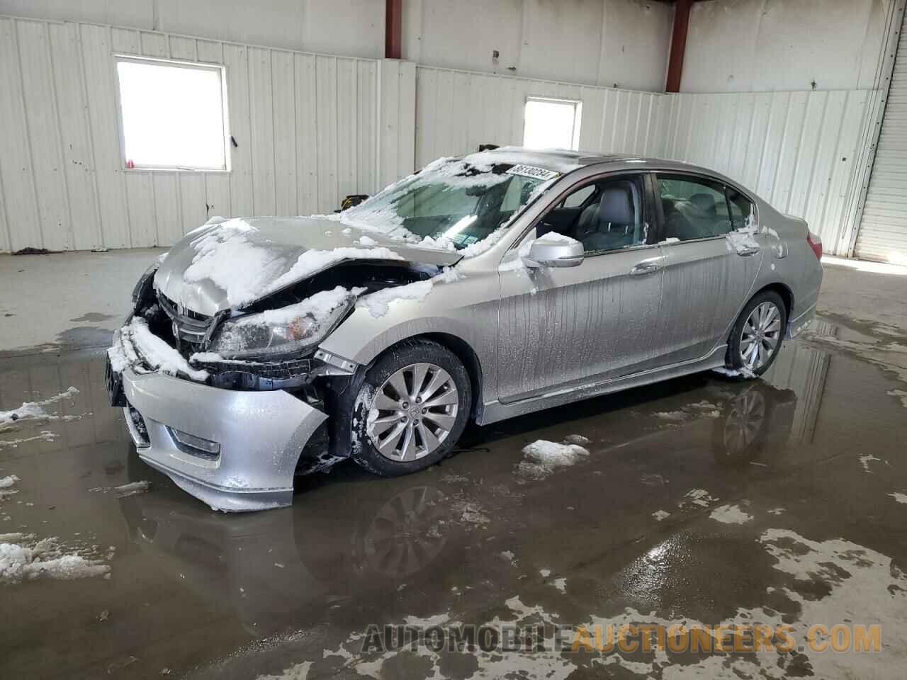 1HGCR2F8XDA005560 HONDA ACCORD 2013