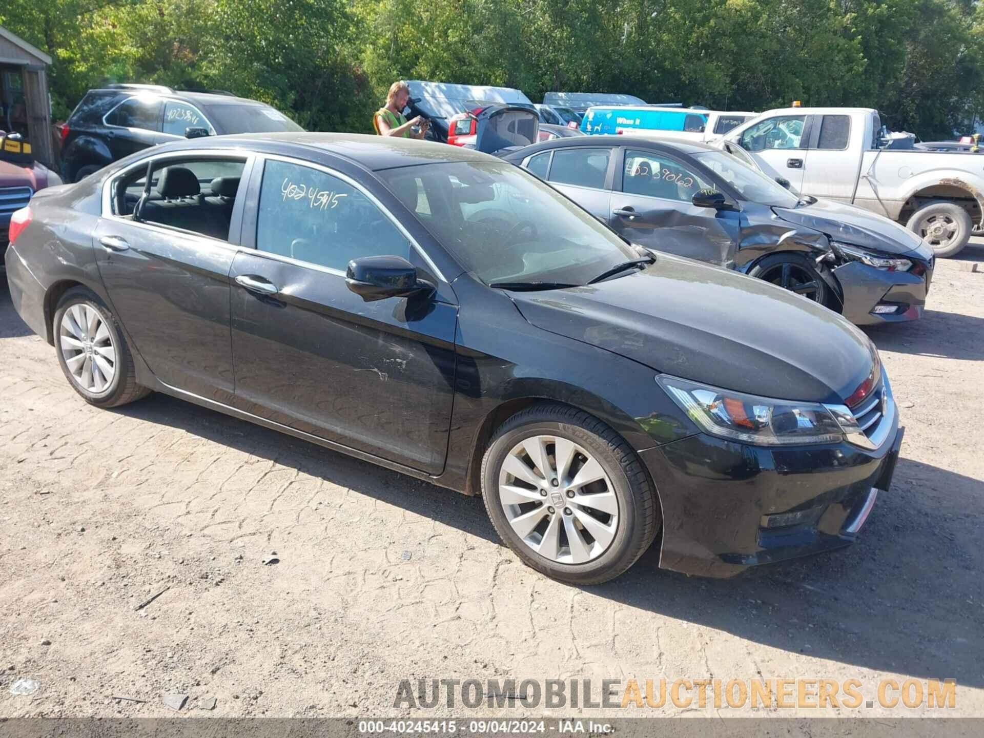 1HGCR2F8XFA159382 HONDA ACCORD 2015