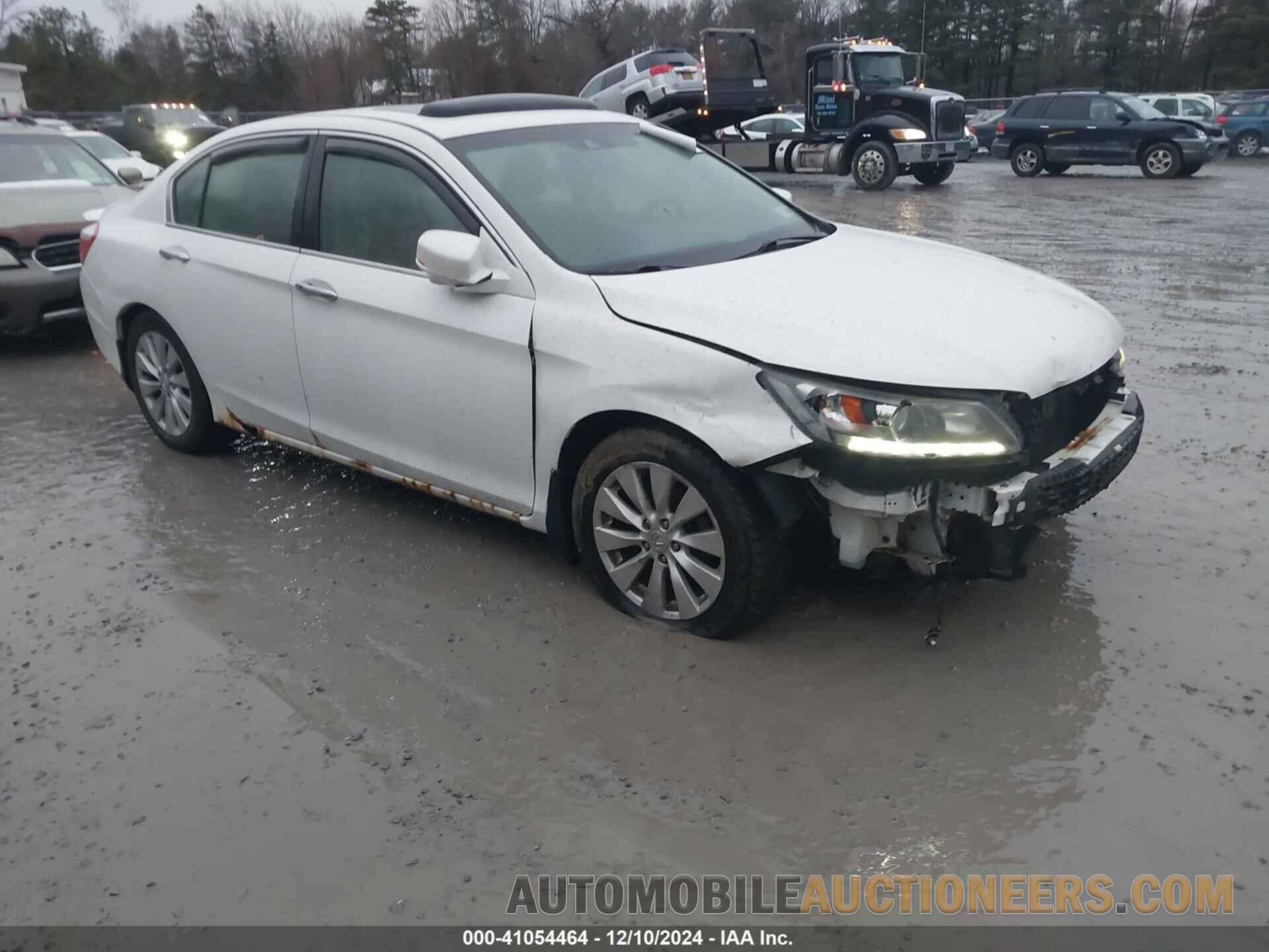 1HGCR3F80DA020493 HONDA ACCORD 2013