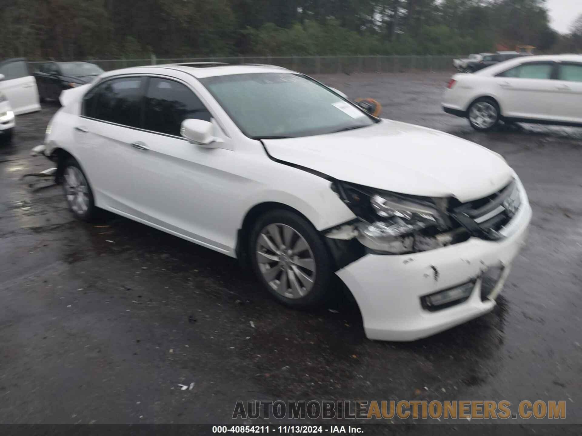 1HGCR3F80DA021482 HONDA ACCORD 2013