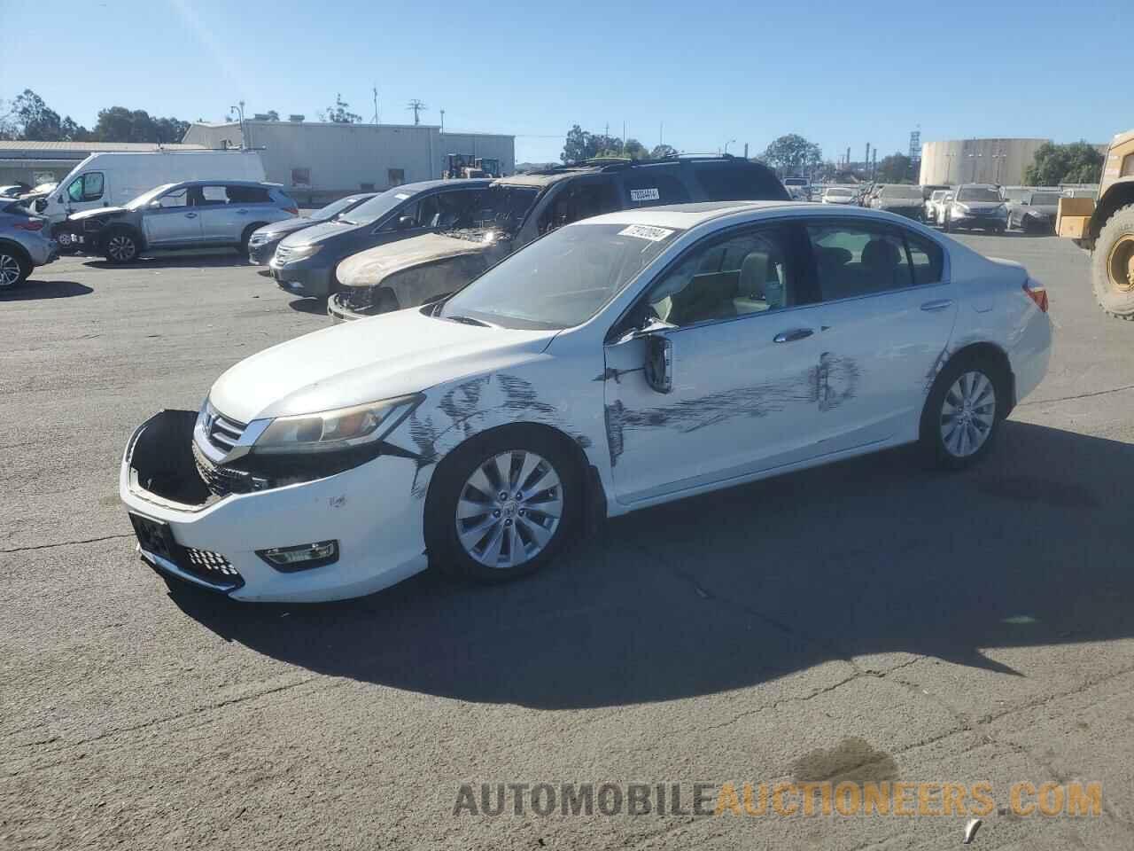 1HGCR3F80EA028420 HONDA ACCORD 2014