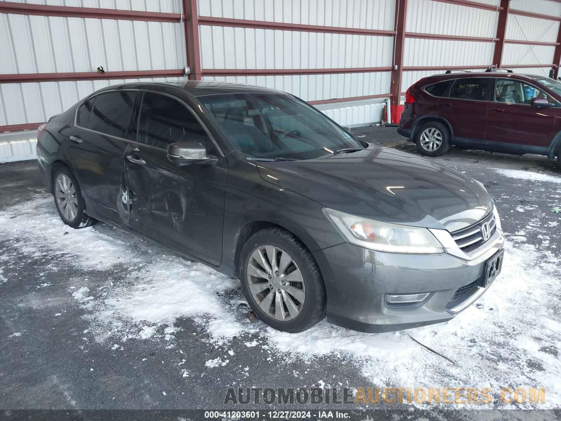 1HGCR3F81DA039005 HONDA ACCORD 2013