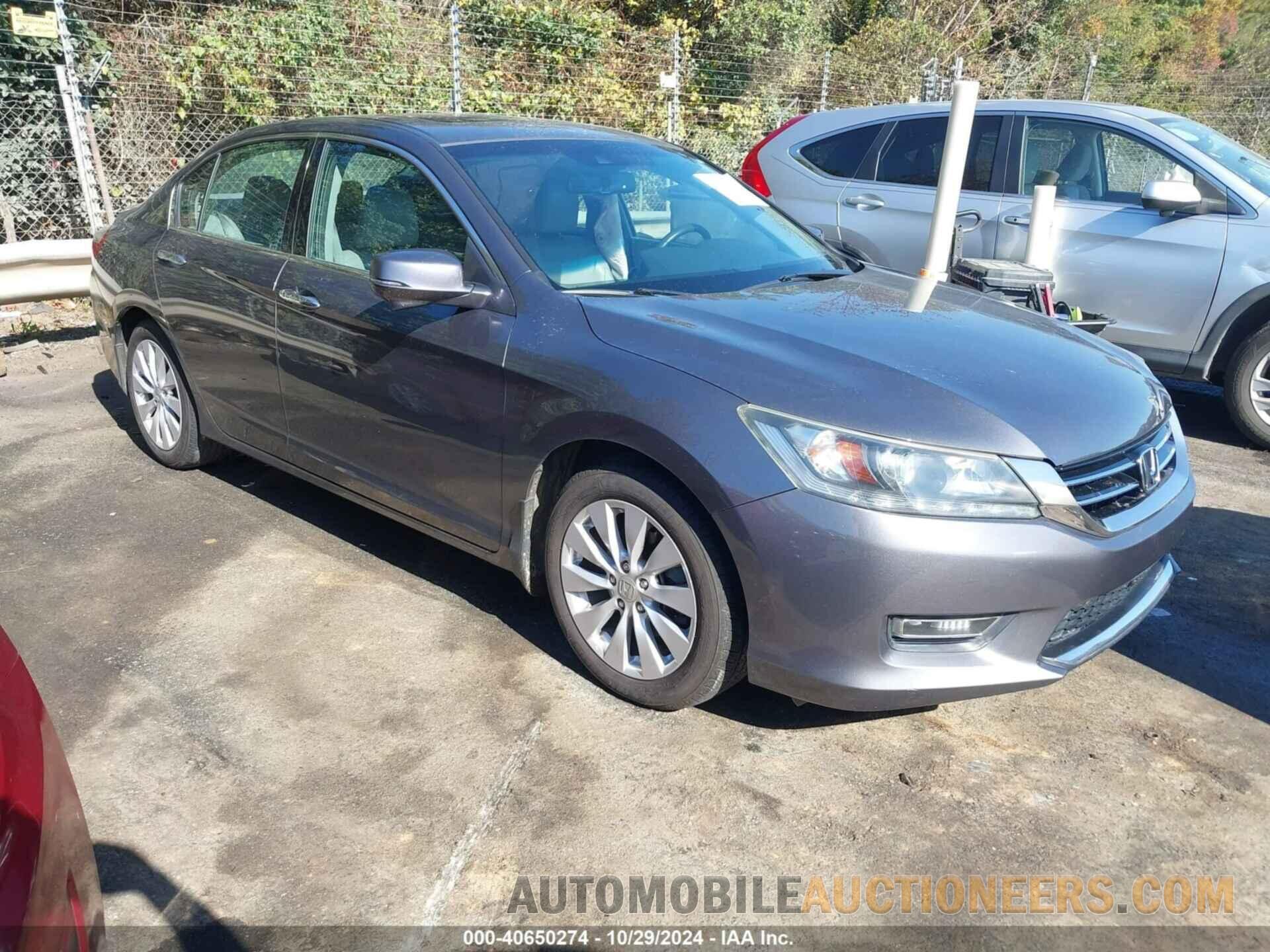 1HGCR3F82DA007910 HONDA ACCORD 2013