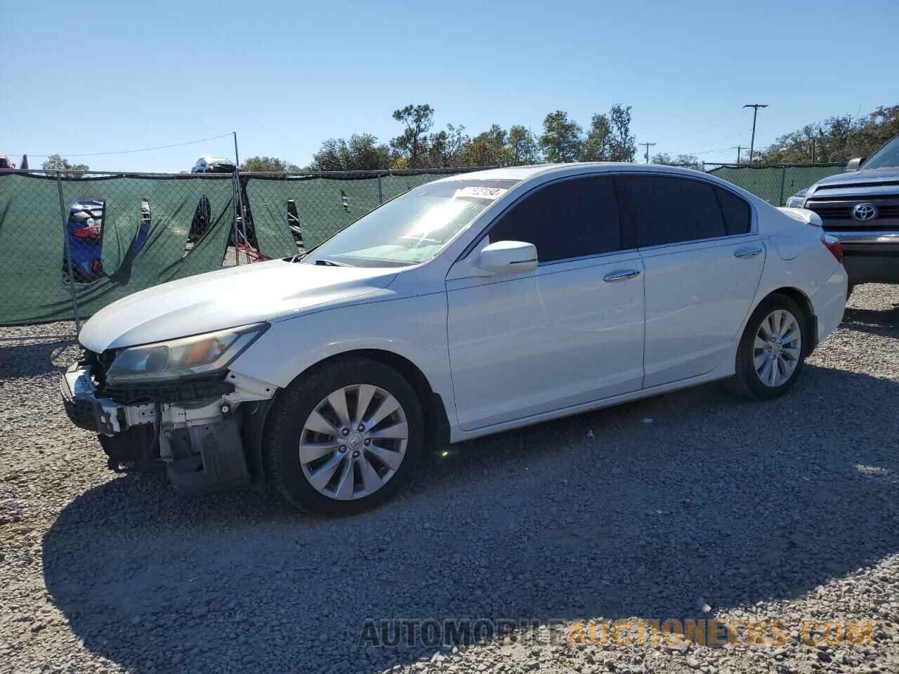 1HGCR3F82DA027073 HONDA ACCORD 2013