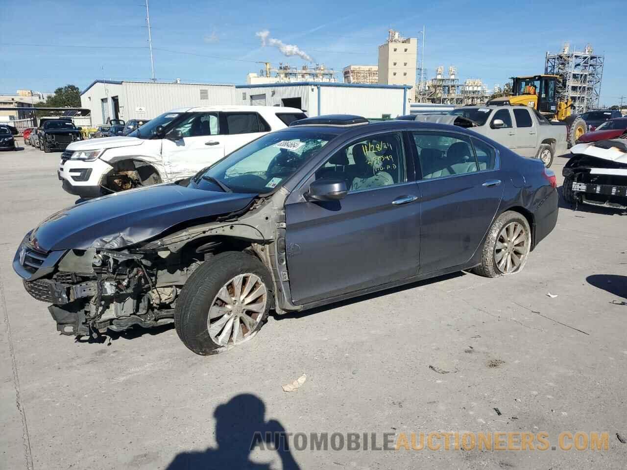 1HGCR3F83DA027020 HONDA ACCORD 2013