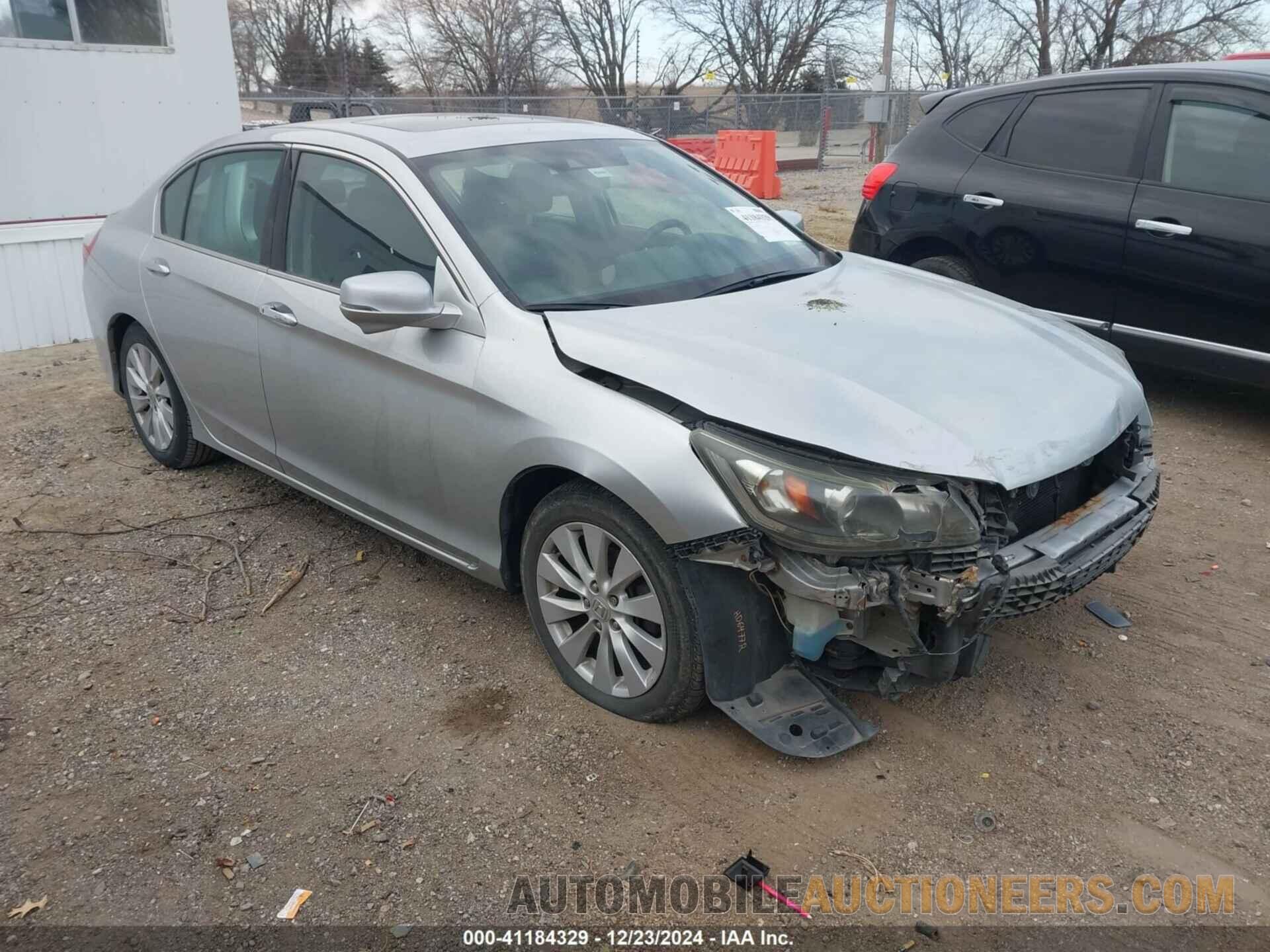 1HGCR3F83FA033001 HONDA ACCORD 2015