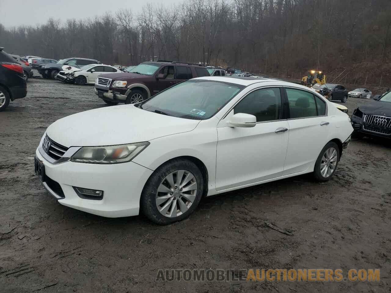 1HGCR3F85DA034308 HONDA ACCORD 2013